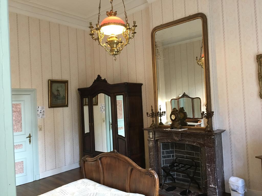 Chateau Bleu Hotel Trooz Bagian luar foto